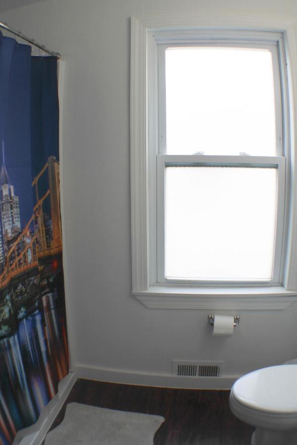 3 Bedroom Southside Pad - Sleeps 8 - Amazing Location 피츠버그 외부 사진