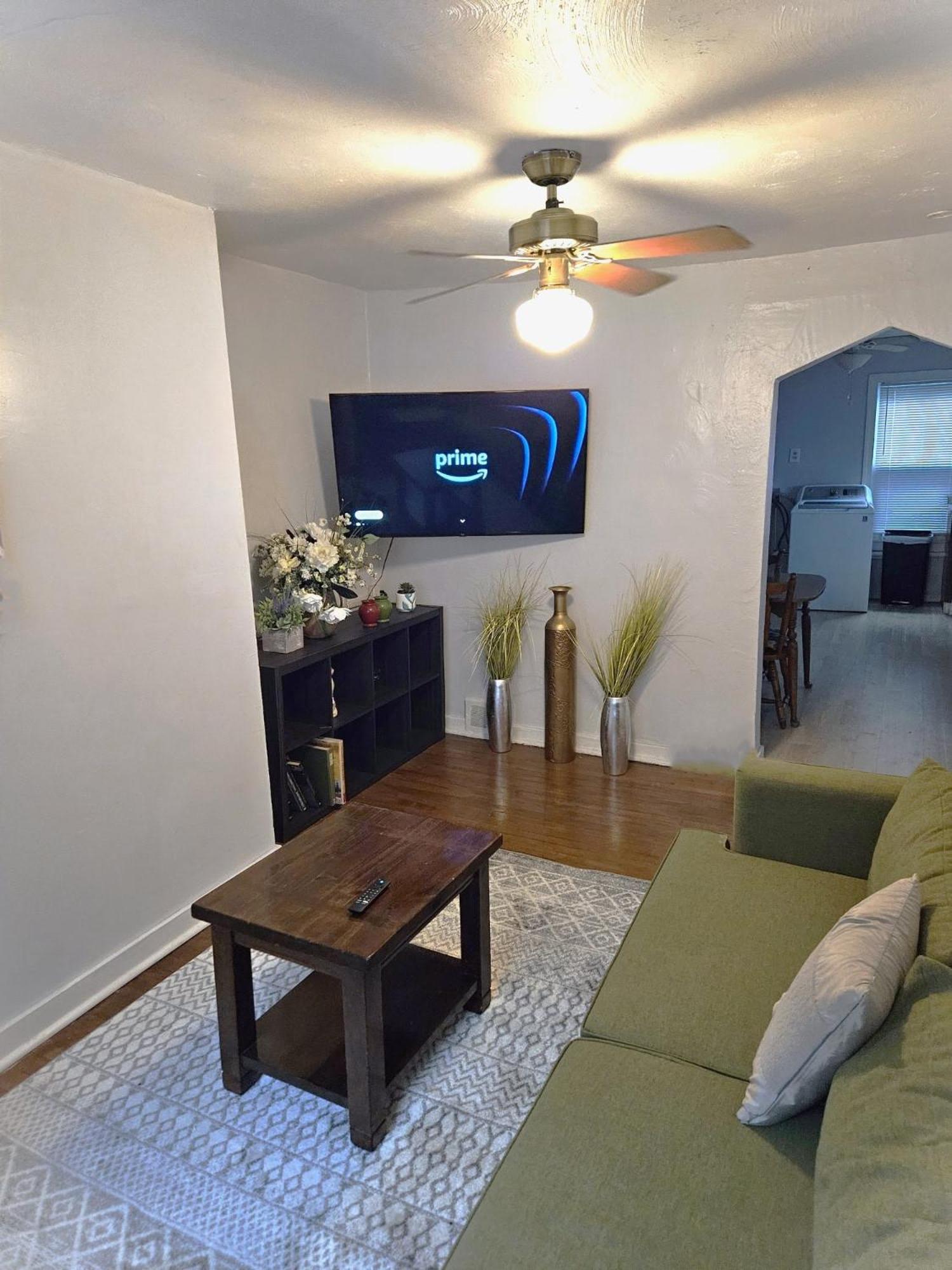 3 Bedroom Southside Pad - Sleeps 8 - Amazing Location 피츠버그 외부 사진